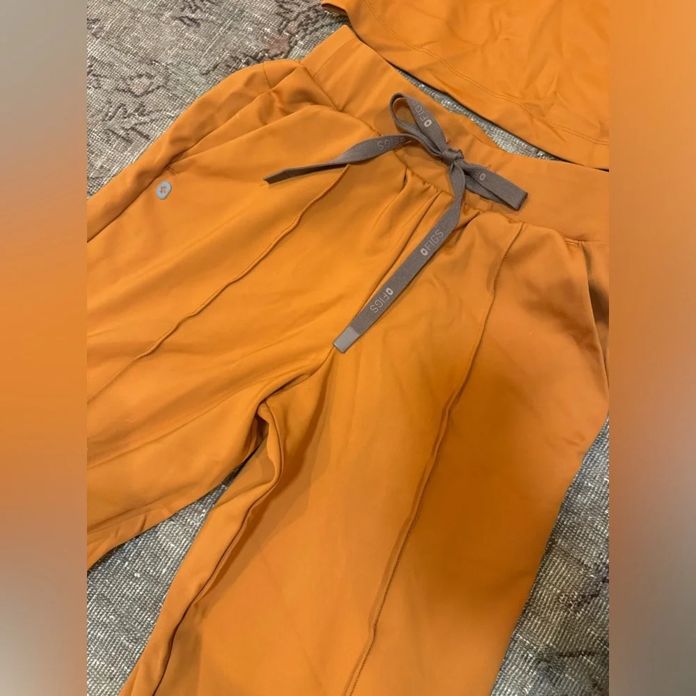 GOLDEN FIGS spiced scrub set - XS-S - Picture 10 of 12